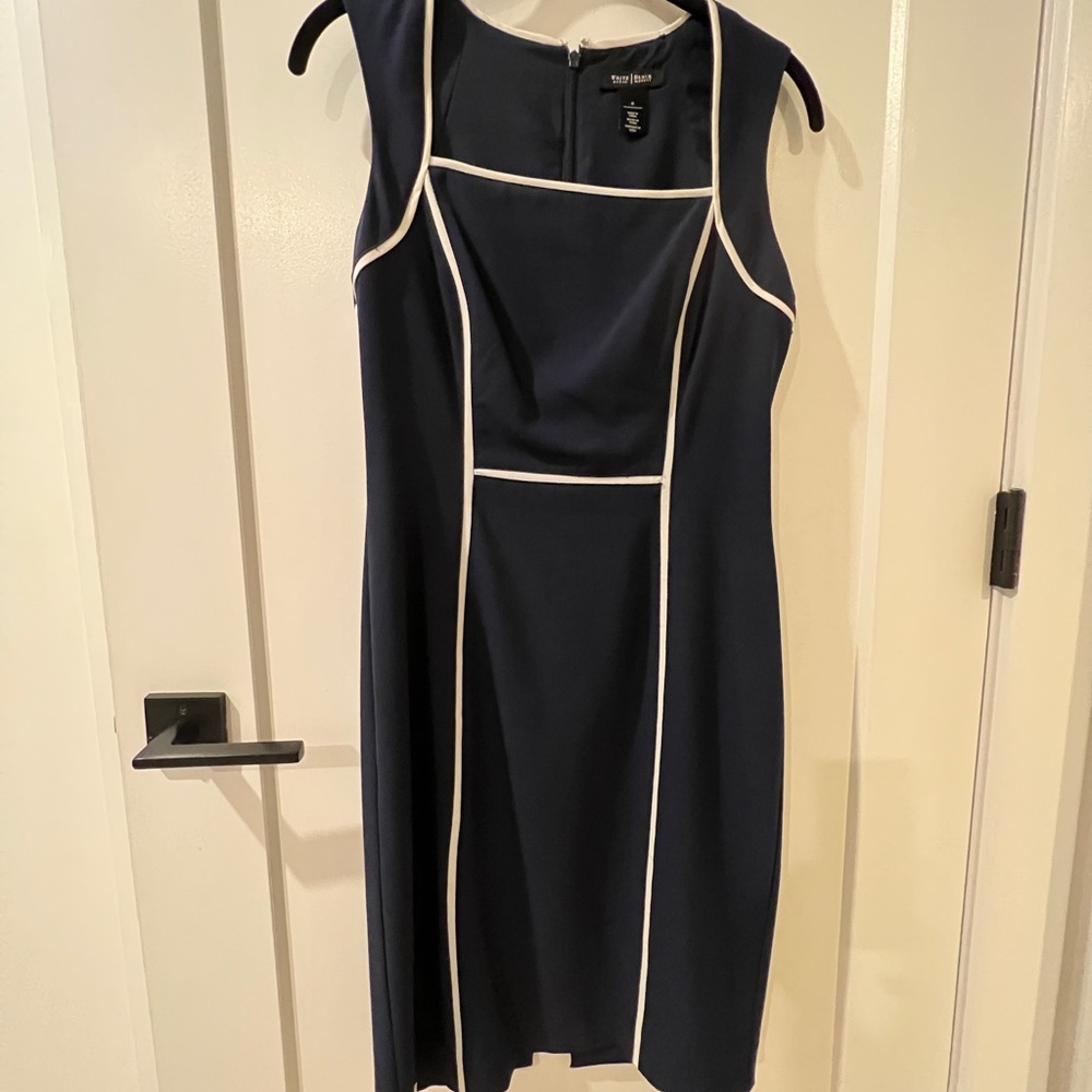 WHBM navy blue dress with white detail, size 0